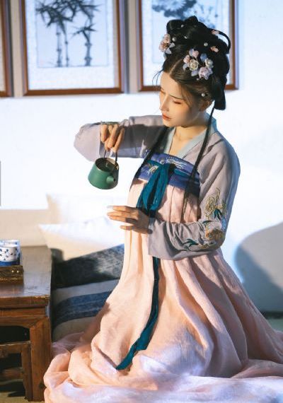 日韩亚洲欧美二区_超清高清视频播放